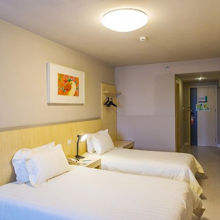 Jinjiang Inn Select Huizhou West Lake Pedestrian Street מראה חיצוני תמונה